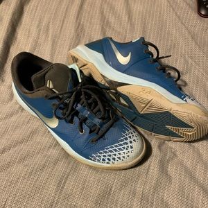 Kobe’s, I don’t know what model they are.